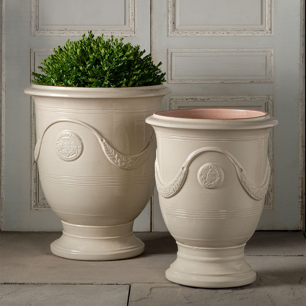 Anduze Planter- Ivory – Seibert-Rice