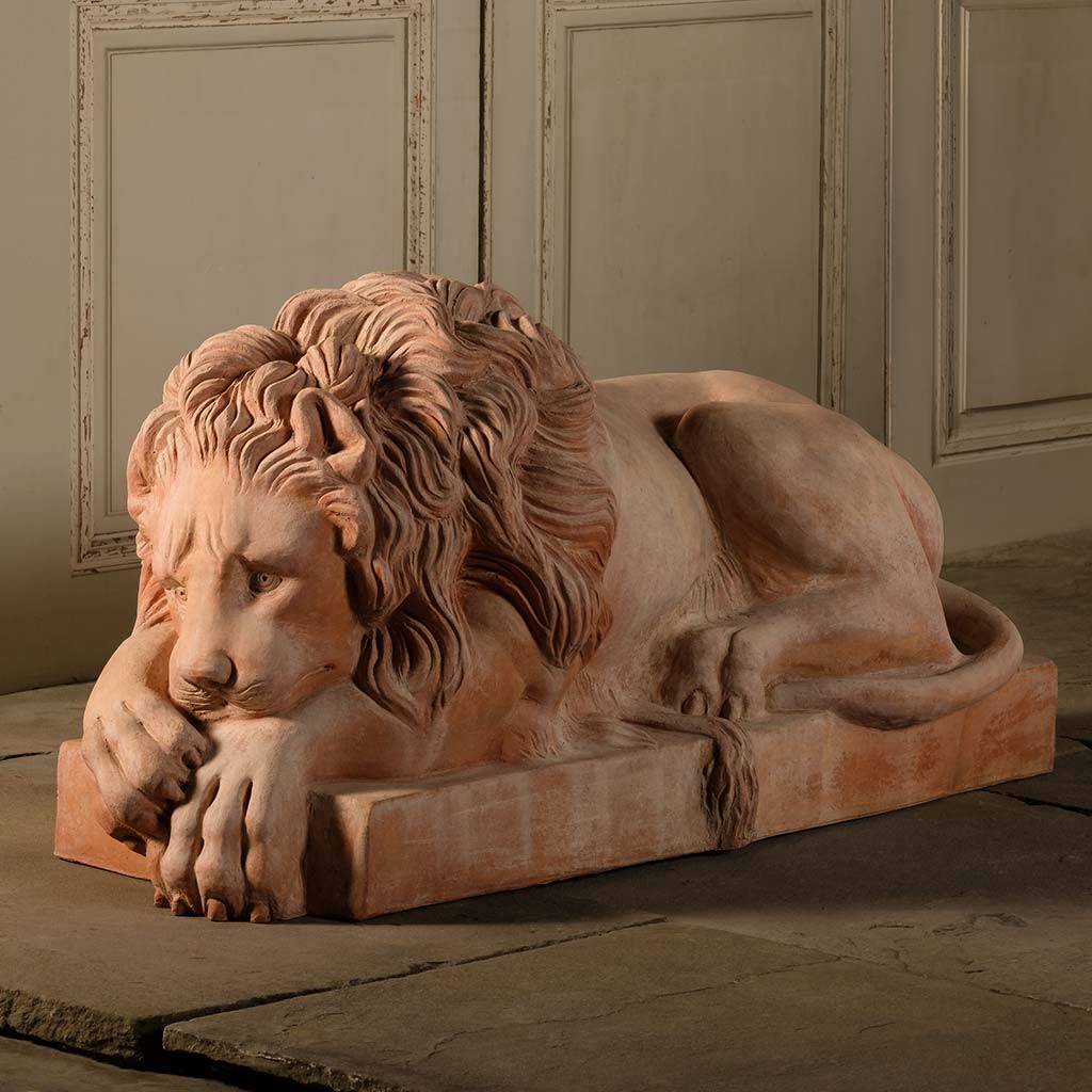 Lion Statue