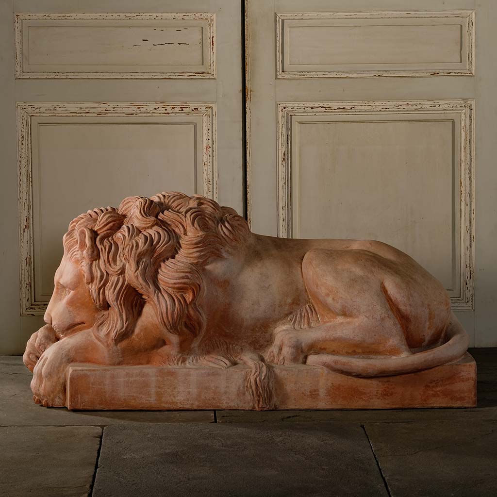 Lion Statue