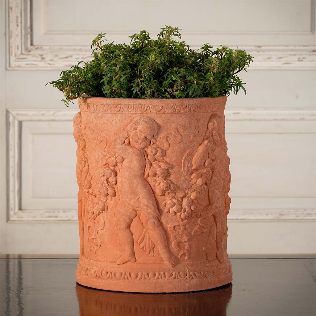 Putti Vase